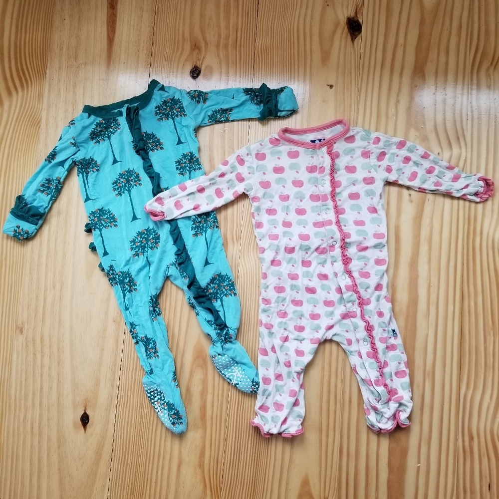 Pack of 2 long sleeved girl's KicKee Pants Pajamas